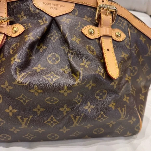 [Authentic] Louis Vuitton Monogram Tivoli GM - Picture 4 of 16